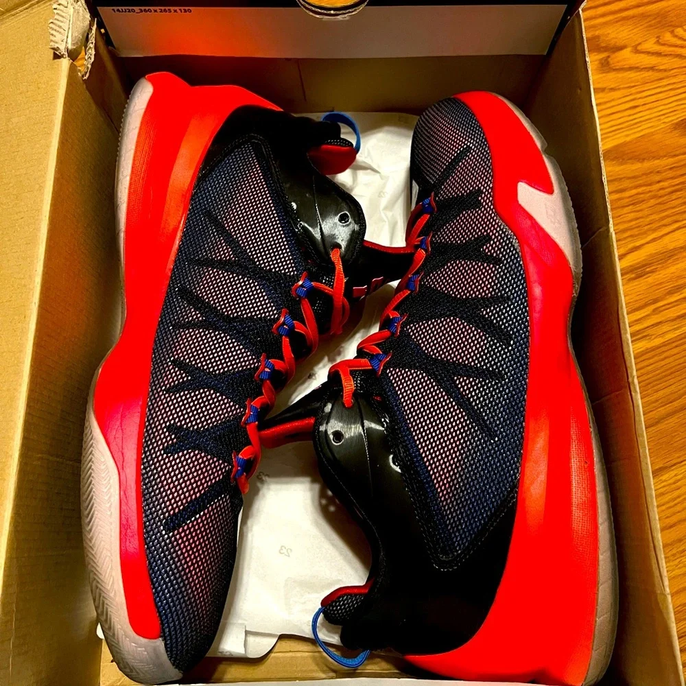 EUC Jordan CP3.VIII AE Size 13 - Picture 1 of 4
